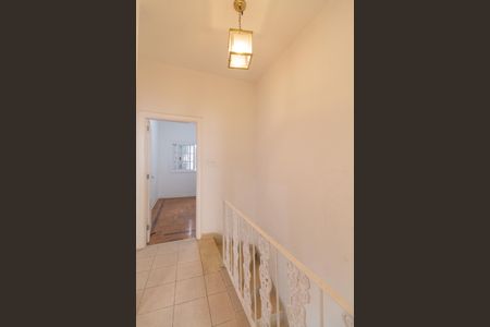 Casa à venda com 80m², 3 quartos e sem vaga Casa à venda com 80m², 3 quartos e sem vagaCorredor