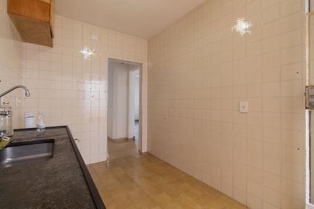 Casa à venda com 80m², 3 quartos e sem vaga Casa à venda com 80m², 3 quartos e sem vagaCozinha
