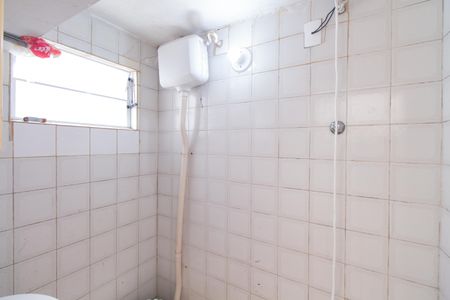 Casa à venda com 80m², 3 quartos e sem vaga Casa à venda com 80m², 3 quartos e sem vagaBanheiro de serviço