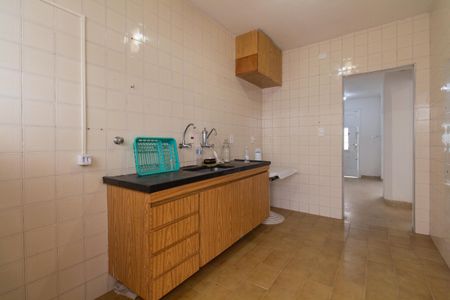 Casa à venda com 80m², 3 quartos e sem vaga Casa à venda com 80m², 3 quartos e sem vagaCozinha