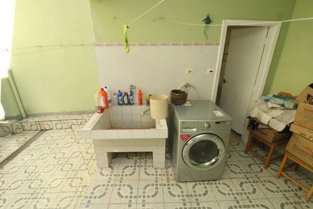 Casa à venda com 210m², 4 quartos e 2 vagasÁrea de Serviço