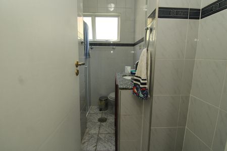 Casa à venda com 210m², 4 quartos e 2 vagasBanheiro 