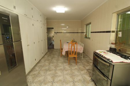 Casa à venda com 210m², 4 quartos e 2 vagasCozinha