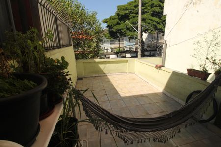 Varanda da sala de casa à venda com 4 quartos, 210m² em Jardim da Gloria, São Paulo