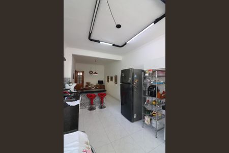 Casa à venda com 240m², 3 quartos e 2 vagasCopa e Cozinha 