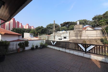 Casa à venda com 240m², 3 quartos e 2 vagasVaranda 