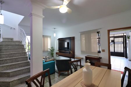 Sala  de casa à venda com 3 quartos, 240m² em Jardim Paramount, São Bernardo do Campo