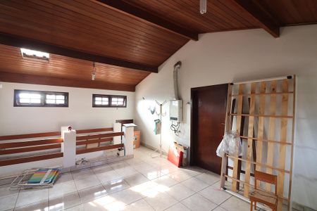 Casa à venda com 240m², 3 quartos e 2 vagasSótão 