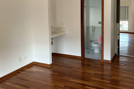 Casa para alugar com 3 quartos, 250m² em Terras do Madeira, Carapicuíba
