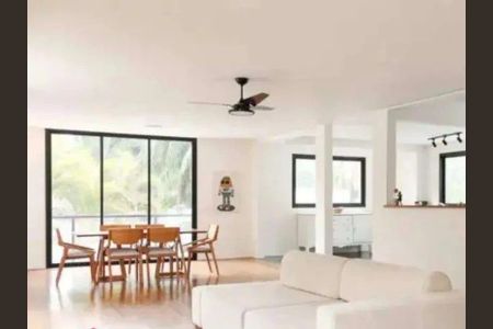 Casa à venda com 4 quartos, 450m² em Jardim das Bandeiras, São Paulo