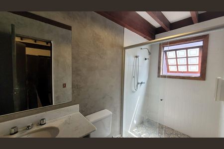 Casa para alugar com 4 quartos, 269m² em Morada dos Pássaros, Barueri