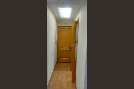 Apartamento à venda com 72m², 3 quartos e 2 vagasCorredor