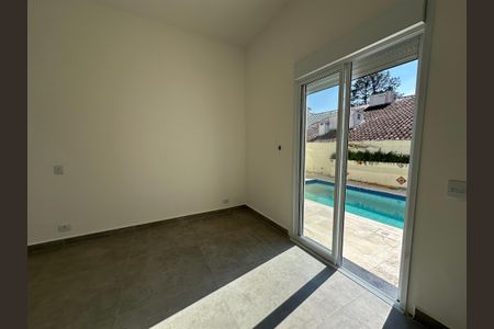 Casa de condomínio à venda com 322m², 5 quartos e 4 vagasSuíte 2