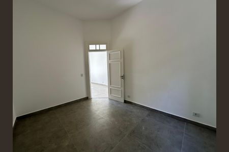 Casa de condomínio à venda com 322m², 5 quartos e 4 vagasQuarto 1