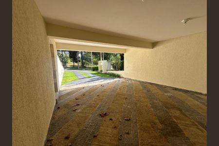 Casa de condomínio à venda com 322m², 5 quartos e 4 vagasGaragem
