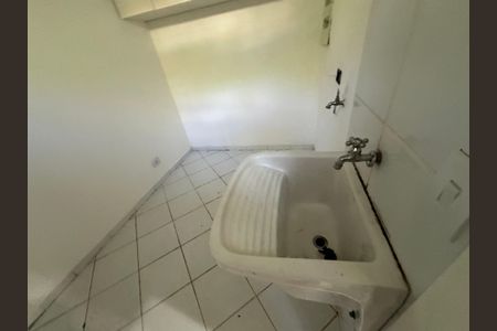 Casa de condomínio à venda com 322m², 5 quartos e 4 vagasÁrea de Serviço