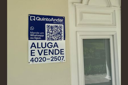 Casa de condomínio à venda com 322m², 5 quartos e 4 vagasFachada