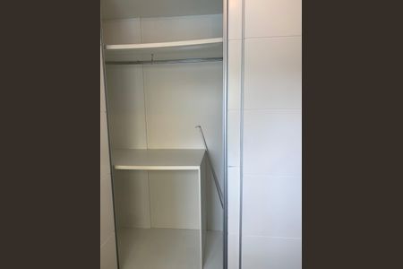 Casa de condomínio à venda com 123m², 2 quartos e 2 vagasQuarto