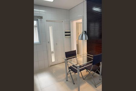 Casa de condomínio à venda com 123m², 2 quartos e 2 vagasCozinha