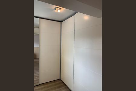 Casa de condomínio à venda com 123m², 2 quartos e 2 vagasQuarto