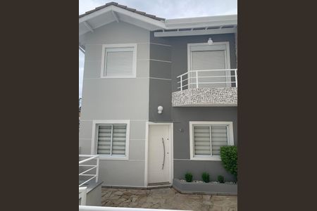 Casa de condomínio à venda com 123m², 2 quartos e 2 vagasFachada