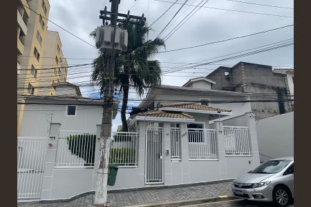 Casa de condomínio à venda com 123m², 2 quartos e 2 vagasFachada