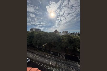 Vista da janela de apartamento à venda com 3 quartos, 118m² em Centro Histórico, Porto Alegre