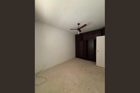 Apartamento à venda com 118m², 3 quartos e sem vaga Apartamento à venda com 118m², 3 quartos e sem vagaQuarto