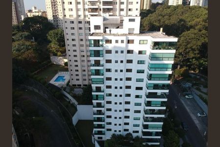 Apartamento para alugar com 247m², 3 quartos e 4 vagas