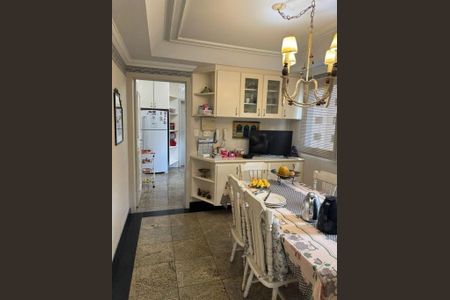 Apartamento para alugar com 247m², 3 quartos e 4 vagas