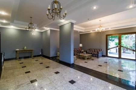 Apartamento para alugar com 247m², 3 quartos e 4 vagas