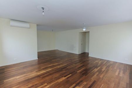 Apartamento para alugar com 3 quartos, 160m² em Itaim Bibi, São Paulo