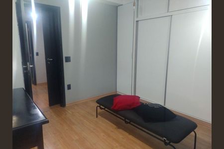 Apartamento para alugar com 4 quartos, 241m² em Água Branca, São Paulo