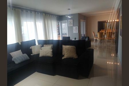 Apartamento para alugar com 4 quartos, 241m² em Água Branca, São Paulo