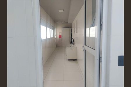 Apartamento para alugar com 241m², 4 quartos e 3 vagas