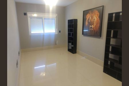 Apartamento para alugar com 241m², 4 quartos e 3 vagas