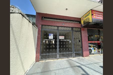 Apartamento para alugar com 89m², 2 quartos e 1 vagaFachada + plaquinha