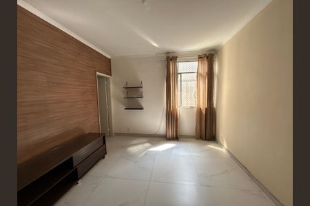 Sala de apartamento para alugar com 2 quartos, 89m² em Vila Valqueire, Rio de Janeiro