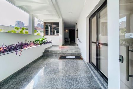 Apartamento para alugar com 116m², 3 quartos e 3 vagas