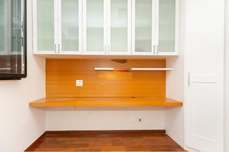 Apartamento para alugar com 116m², 3 quartos e 3 vagas