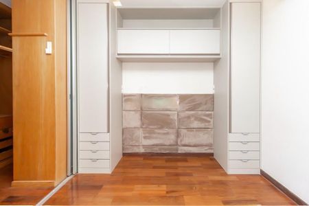 Apartamento para alugar com 116m², 3 quartos e 3 vagas