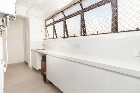 Apartamento para alugar com 116m², 3 quartos e 3 vagas