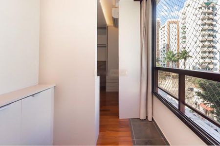 Apartamento para alugar com 116m², 3 quartos e 3 vagas