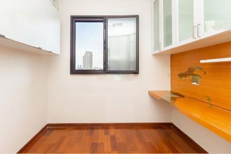 Apartamento para alugar com 116m², 3 quartos e 3 vagas