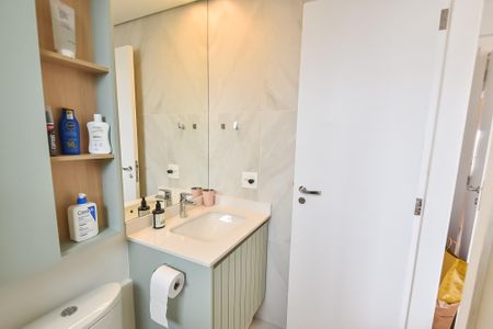 Apartamento para alugar com 146m², 3 quartos e 3 vagasBanheiro da suíte 1