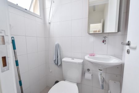 Apartamento para alugar com 146m², 3 quartos e 3 vagasBanheiro de serviço