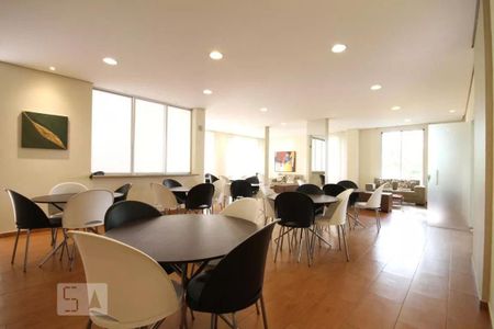 Apartamento para alugar com 146m², 3 quartos e 3 vagasÁrea comum - Salão de festas