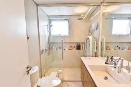 Apartamento para alugar com 146m², 3 quartos e 3 vagasBanheiro da suíte 3