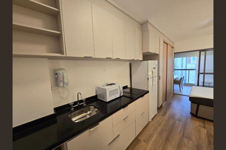 Apartamento para alugar com 1 quarto, 31m² em Jardim das Acacias, São Paulo