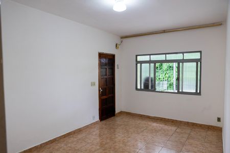 Casa para alugar com 2 quartos, 100m² em Vila Dalva, São Paulo